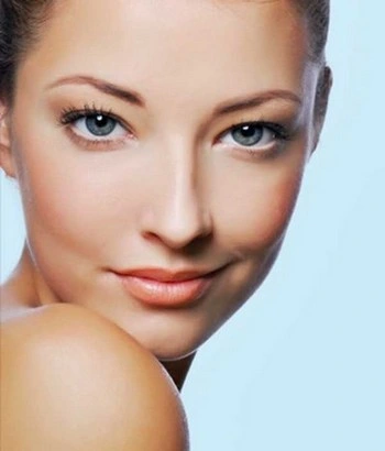 Blépharoplastie Chirurgie esthétique des paupières par le Dr Hervé CHENAL IEVR Nancy Blépharoplastie Chirurgie esthétique des paupières par le Dr Hervé CHENAL IEVR Nancy