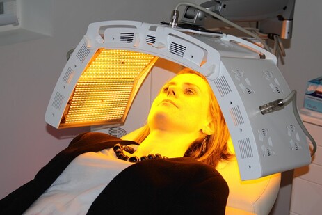 Luminothérapie Médecine esthétique Dr Hervé Chenal IEVR Luminothérapie Médecine esthétique Dr Hervé Chenal IEVR